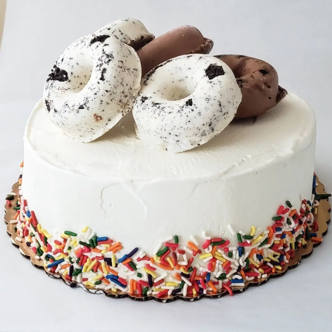 Custom Cake - 8" Ice Cream Cake